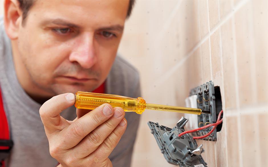 électricien dans le bâtiment Paris 15