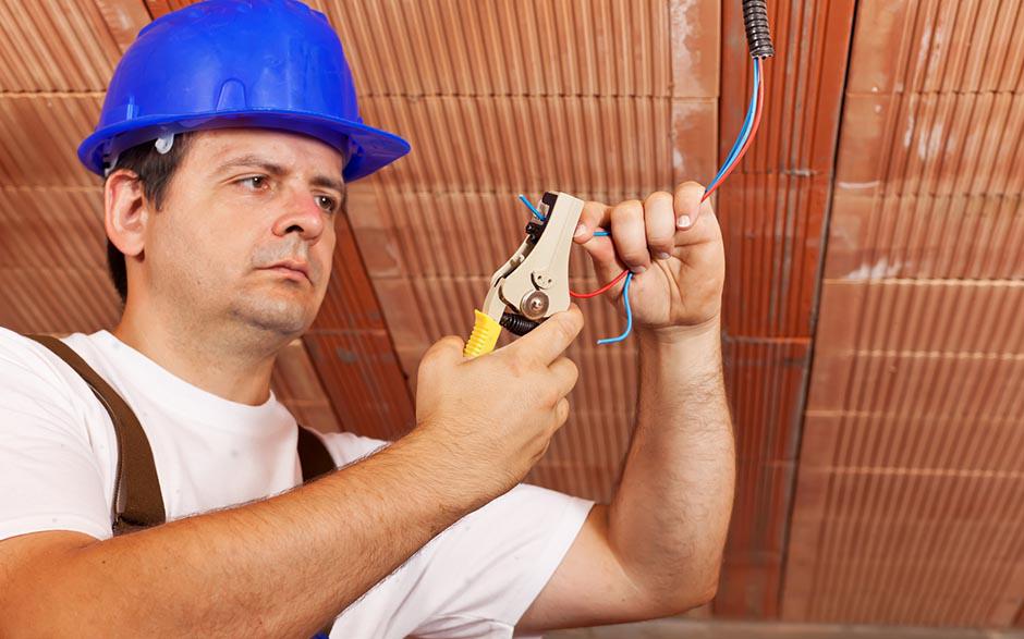 artisan électricien Les Bréviaires